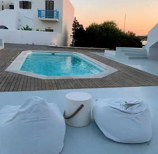 The Blue Lagoon Apartment *